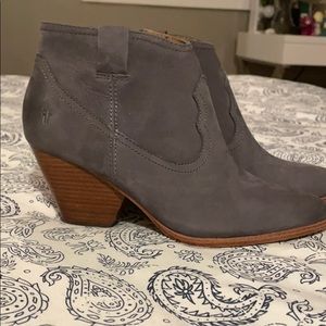 Frye 7 gray ‘reina’bootie